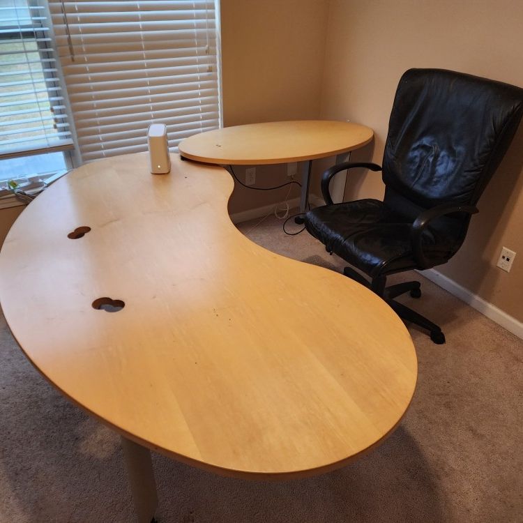 Desk and Executive Chair For Sale