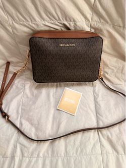 Michael Kors Jet Set Large East West Crossbody