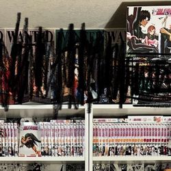 bleach manga lot!!
