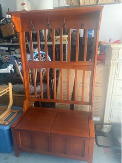 Wooden storage hall tree 38x16x64