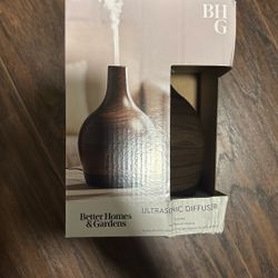 Better Homes & Gardens 180mL Diffuser Wood Spout Ultrasonic Diffuser,  Brown