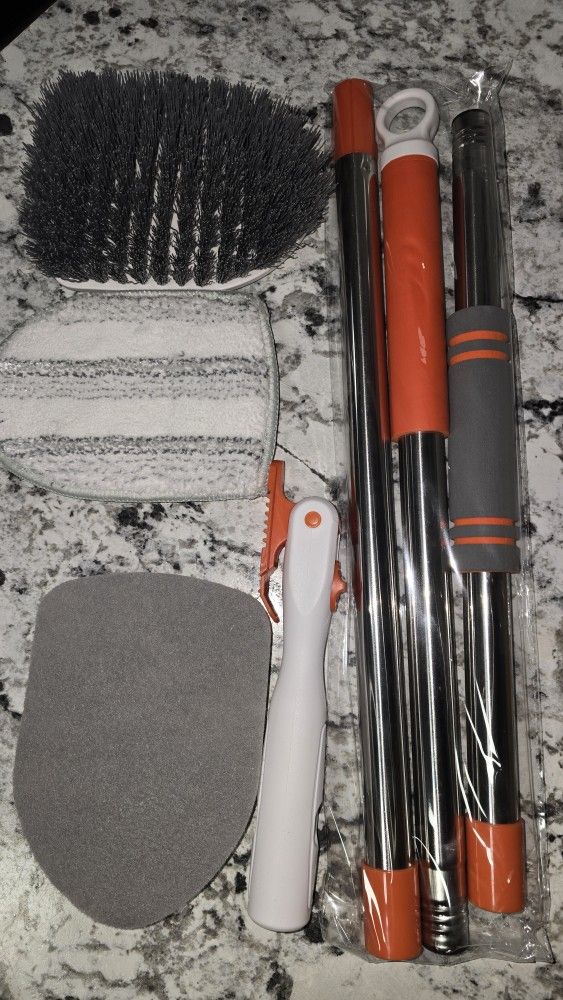 3 In 1 Cleaning Brush