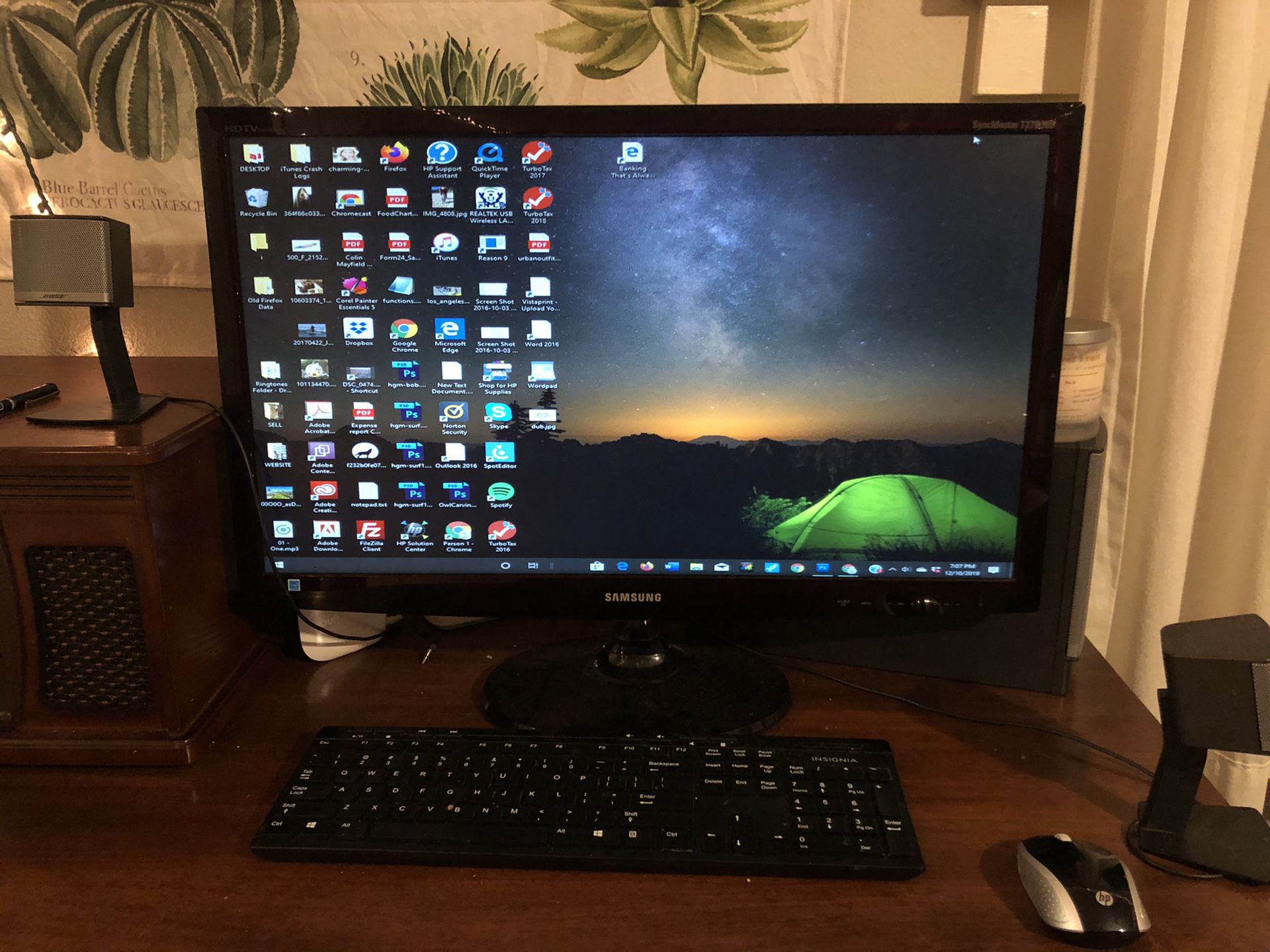 HP Envy computer w/ Samsung monitor/keyboard/mouse