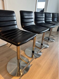 Set of 4 Black Faux Leather  Bar Stools