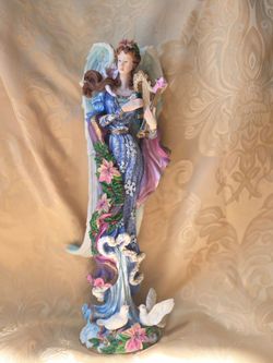 Lenox Arctic Angel Four Seasons Collection 1999 Limited Edition