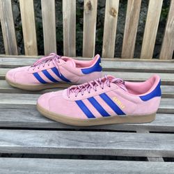 (Like New) Women's Adidas Gazelle Shoes - Pink/Blue - Size 9