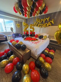 Hotel room decor/decorations/balloons