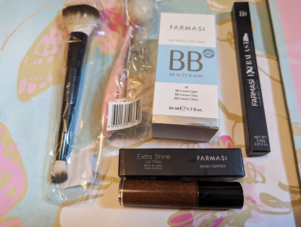 Makeup Bundle