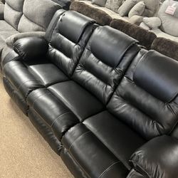 Stylish Reclining Theater Couch!
