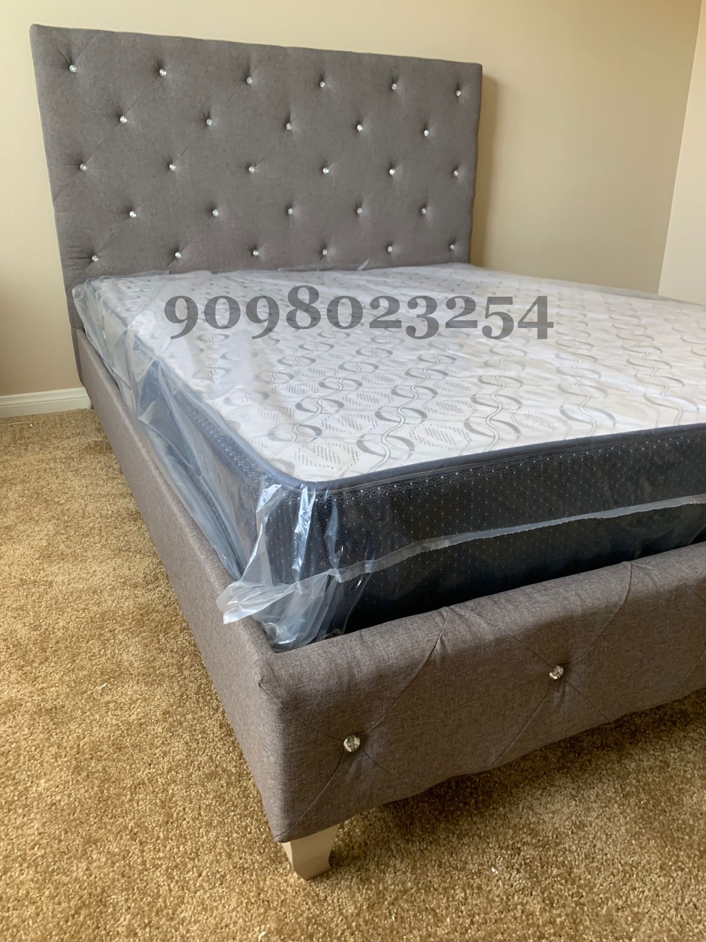 Cal King Gray Button Tufted Bed w. Supreme Orthopedic Mattress Included