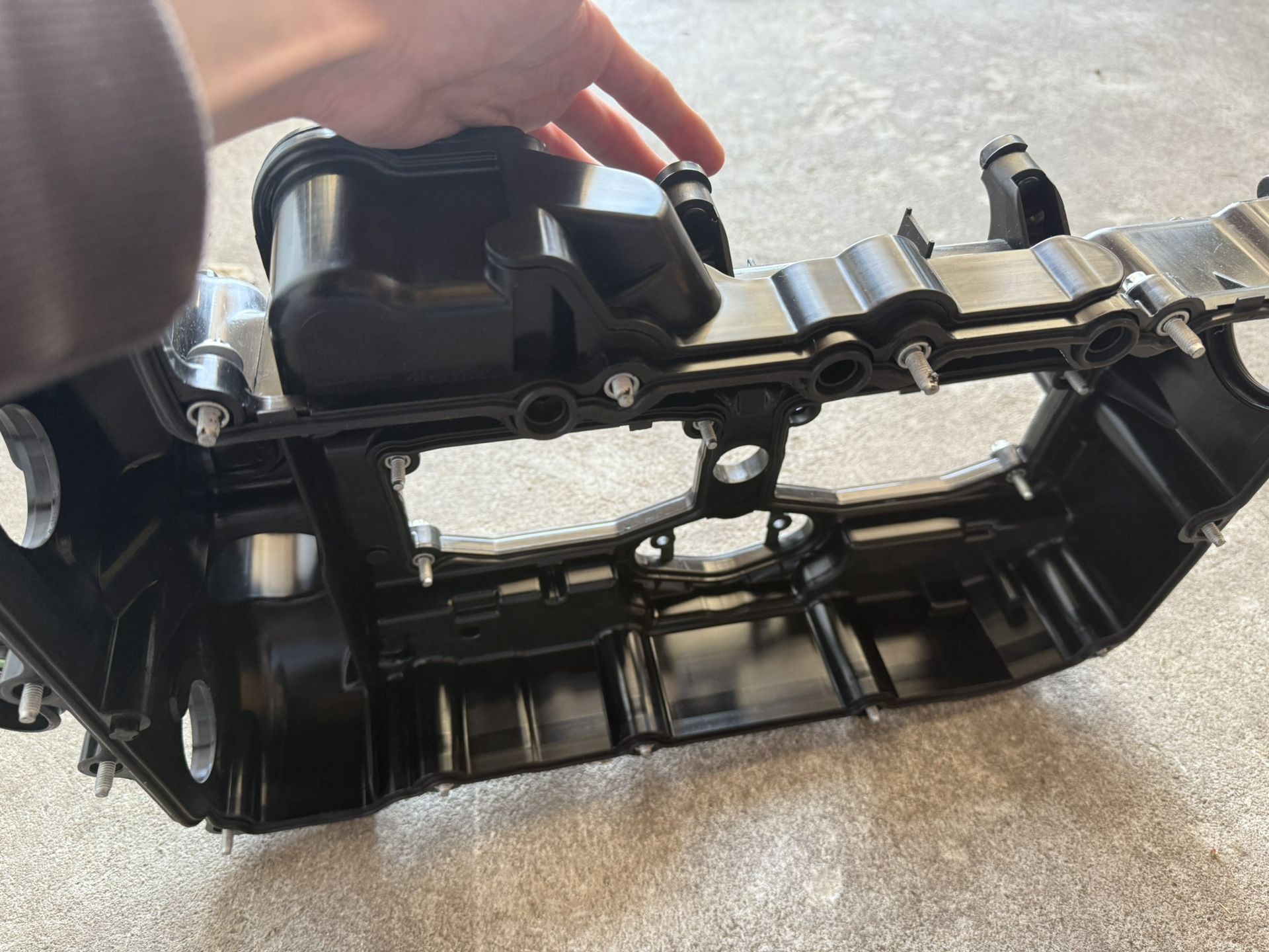 N20 Valve Cover Brand New