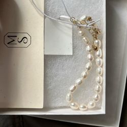 Pearl Bracelet. $35 Value For $5. 