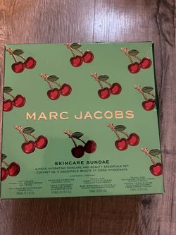 Marc Jacob skincare Sundae 4 piece hydrating set
