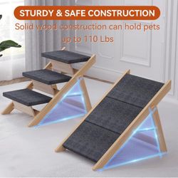 Wood Foldable Dog Step Ramp Non Slip Pad to Bed Sofa Couch Car Up to 110 lb New Condition