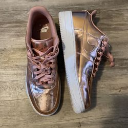 jazz ethisch Open Nike Unisex Air Force 1 Sp Rose Gold for Sale in Clermont, FL - OfferUp
