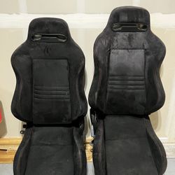 Universal Bucket Seats (04 lancer es Brackets)