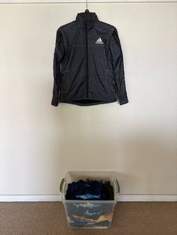 Adidas Japan Kid’s Unisex Boys/Girls Lightweight Water Resistant Jacket/Windbreaker/Rain Coat, Purchased in Japan,Excellent Condition+ Free Boy’s Clot