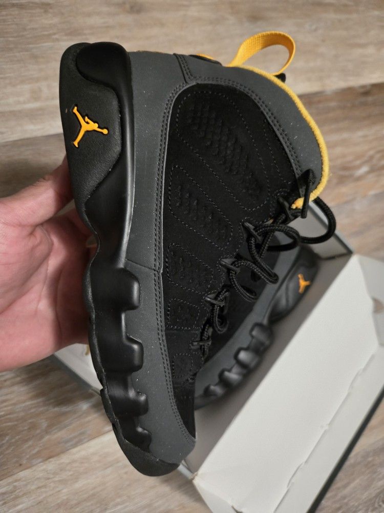 Jordan 9 Sz 6.5y