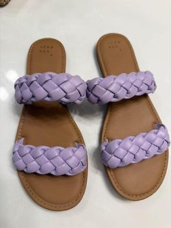 Lavender Sandals NEW SIZE 8