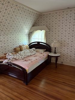 Full size bed with mattress