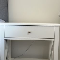 2 White Nightstands
