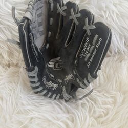 Rawlings 9 1/2 Inch Baseball Sure Catch