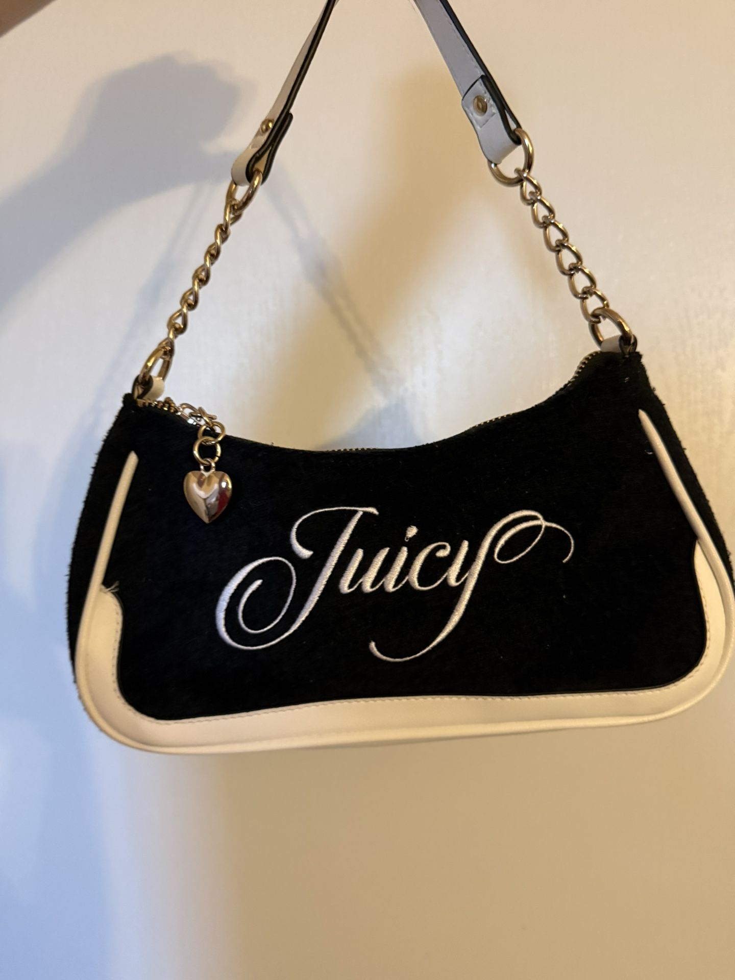 Juicy Couture Black And white shoulder bag