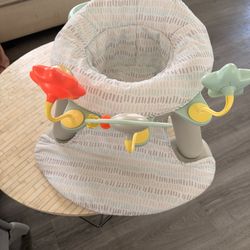 Baby activity seat