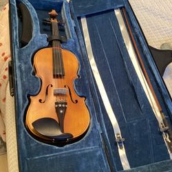 Violins Belri Alusic Company, Sonata 2013,  1715 Stradivarius Reproduction (Los Angeles, California)