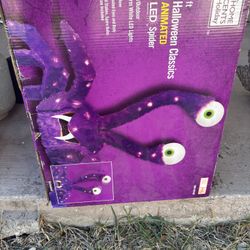 Halloween Decoration. Giant Spider 