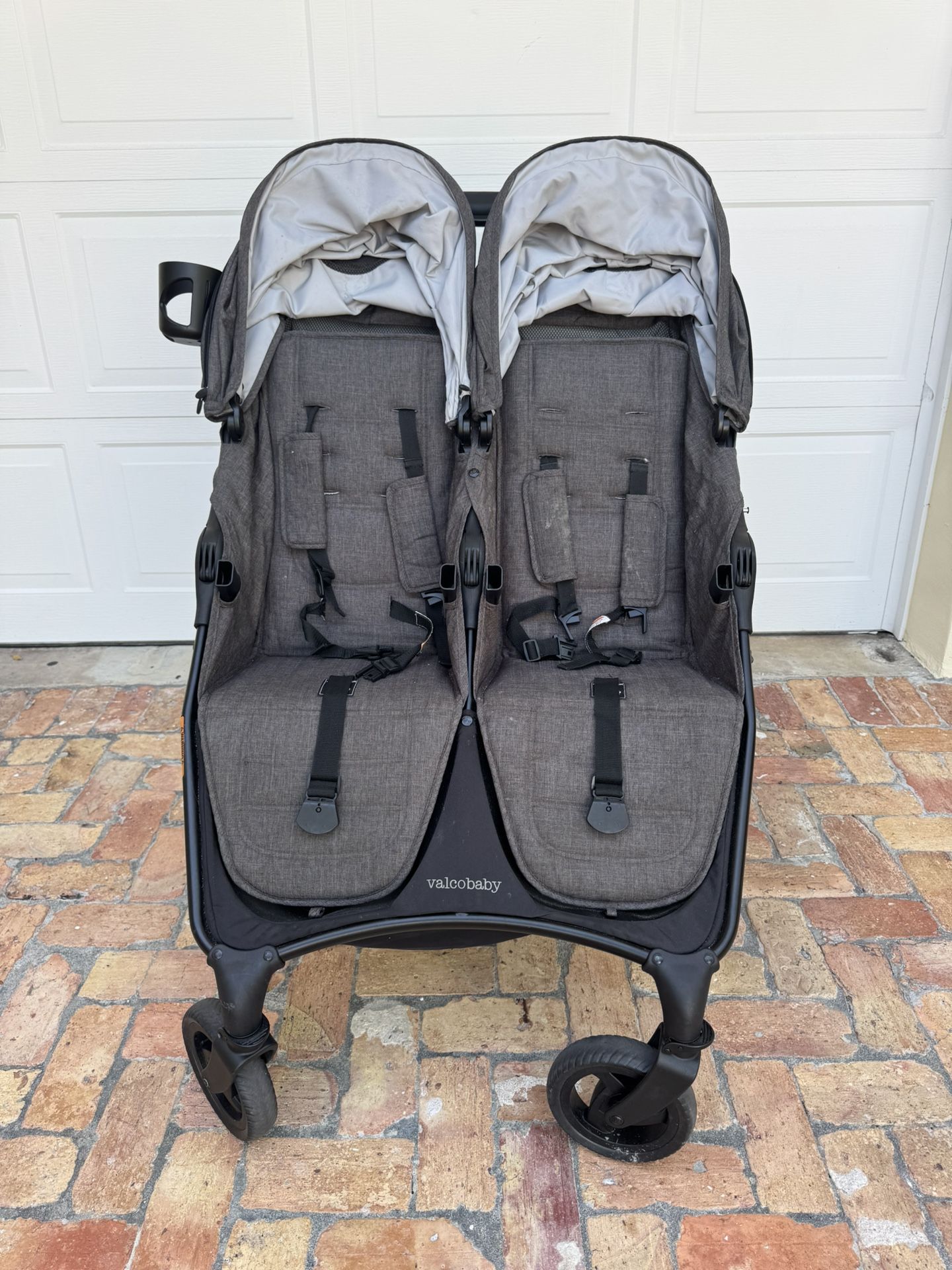 Valco Baby Double Stroller With Carrying Case