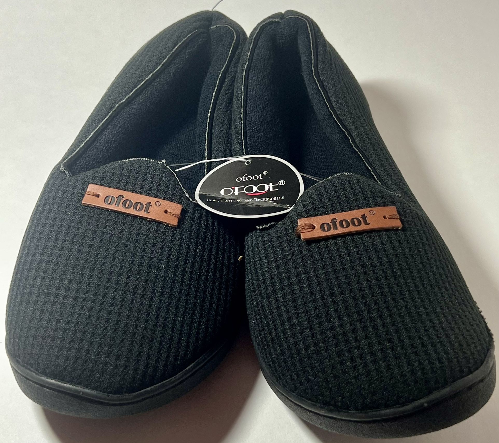 Women’s Black Memory Foam Slippers – Size 6.5/7