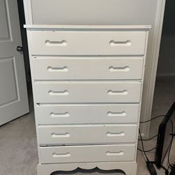 6 drawer dresser, white