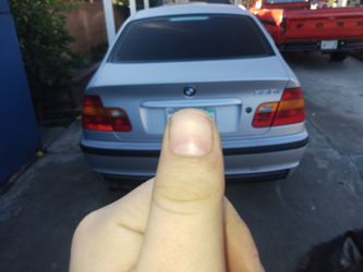 2003 BMW 330i