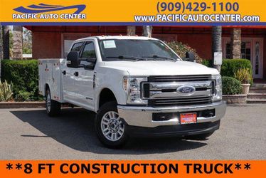 2018 Ford F-350 Chassis