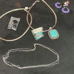 New pair of Silver 925 earrings necklaces