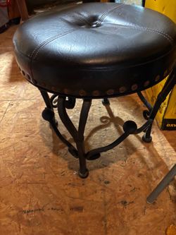 Round Tufted Ottoman Stool with Iron Base