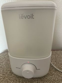 Levoit Cool Mist Humidifier – Clean & Works Great
