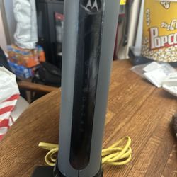 Motorola MG8702 | DOCSIS 3.1 Cable Modem + Wi-Fi Router (High Speed Combo) with Intelligent Power Boost | AC3200 WiFi Speed | Approved for Comcast Xfi