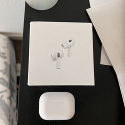 AirPod Pros (2nd Generation)