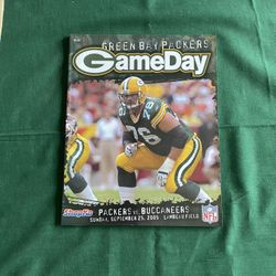Green Bay Packers Game Day Program September 25, 2005 Vs Buccaneers 