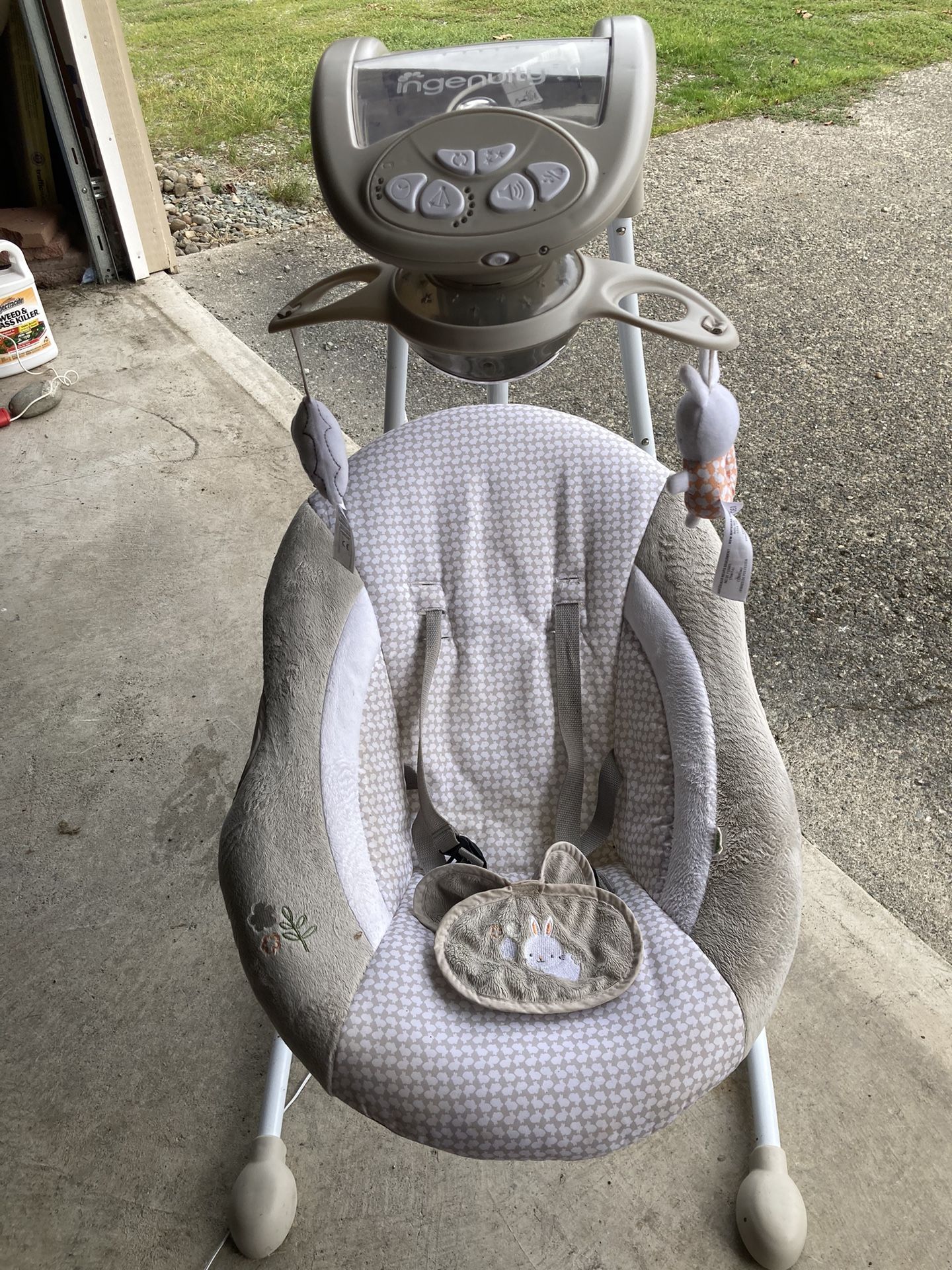 Baby Swing Ingenuity Brand. FREE