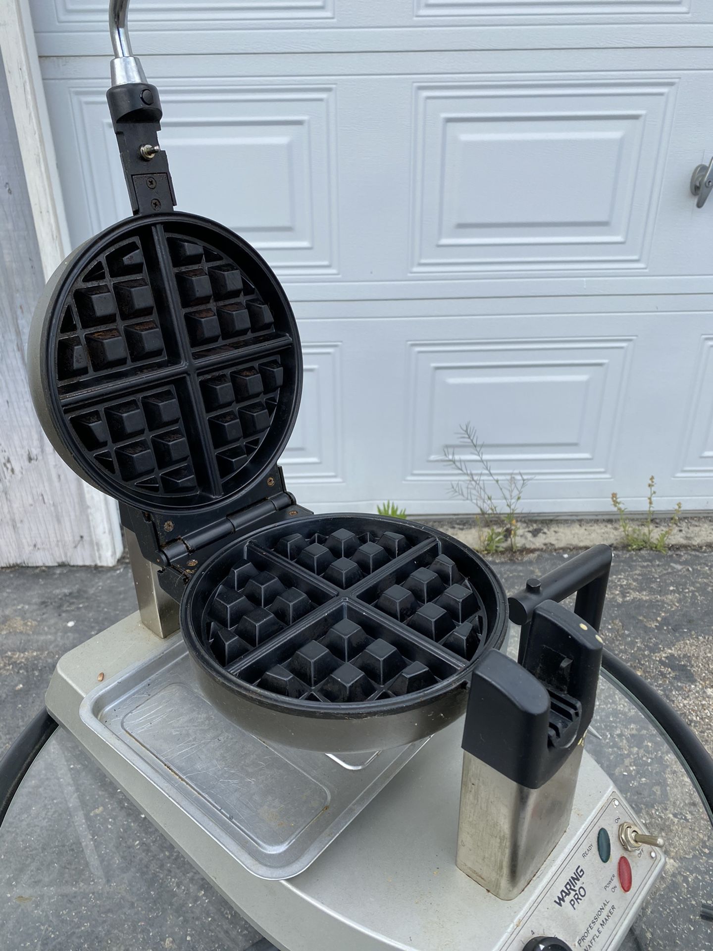 Waring Pro Waffle Maker for Sale in San Dimas, CA OfferUp