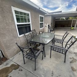 Table With Chairs Free Free Free 