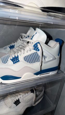 Jordan 4 Military blue  size 10