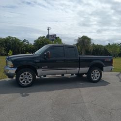 2003 F 250 XLT Super Duty Turbo Power Stoke Diesel  6.0