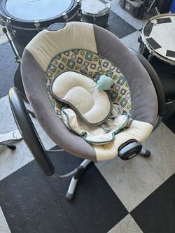 Graco Glider Baby Swing