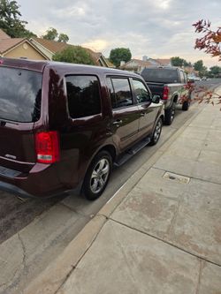 2013 Honda Pilot low miles 8 seater