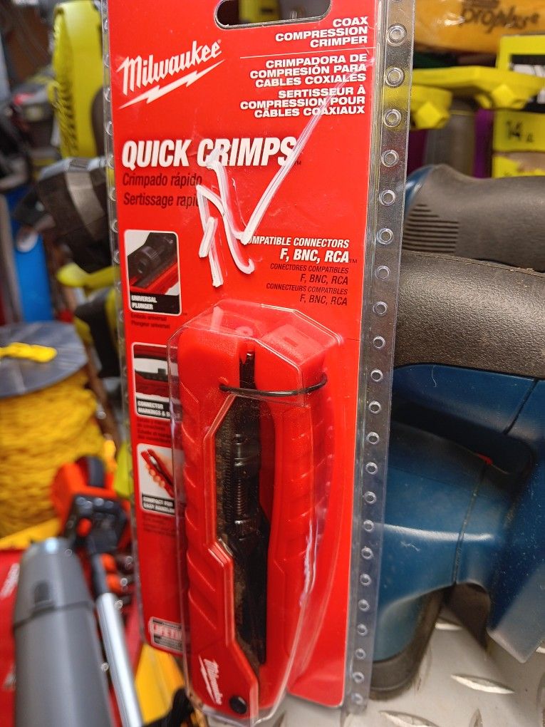 Milwaukee Coax Compressor Crimper 