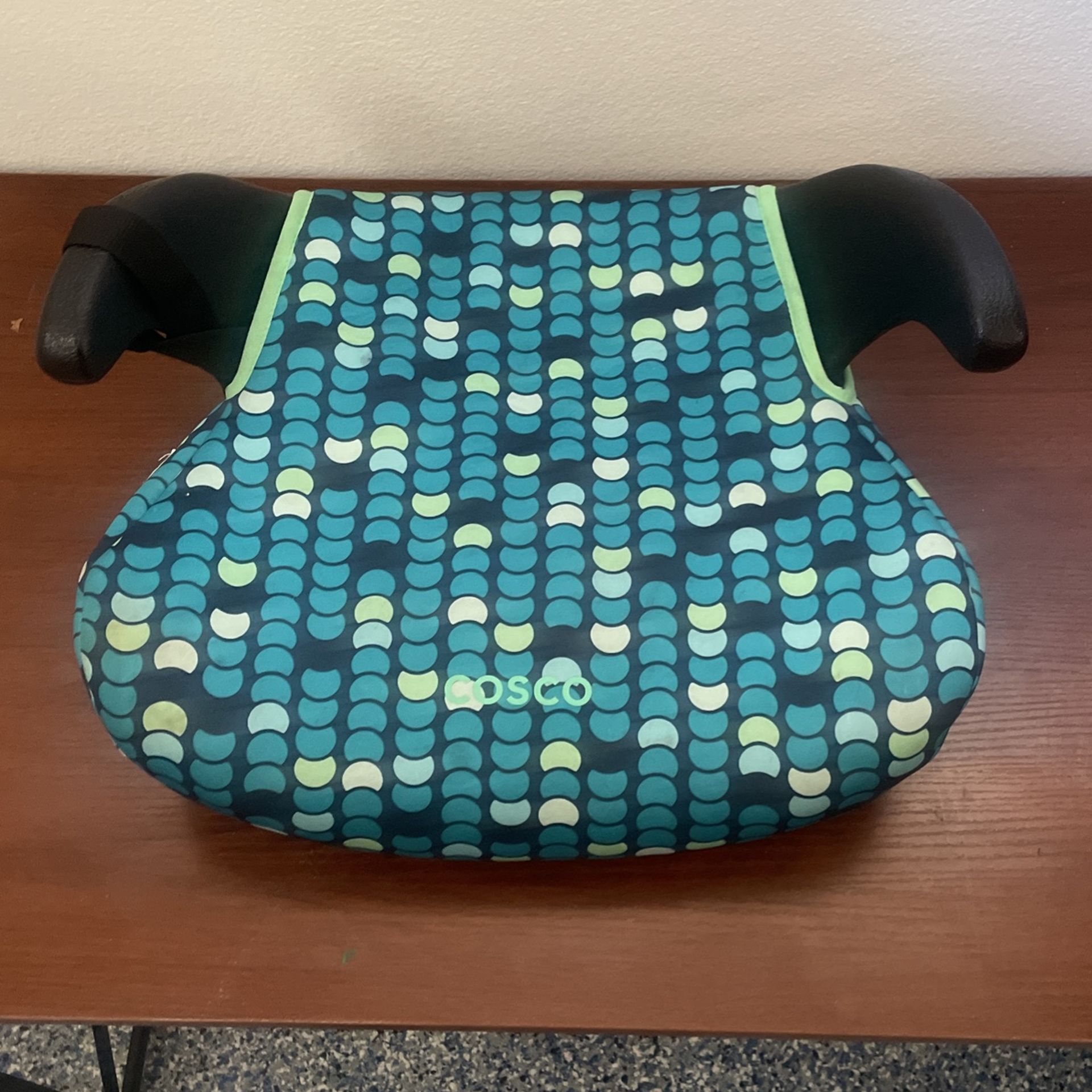 COSCO Booster Car Seat - Located In San Marcos And Can Bring Till Mira Mesa